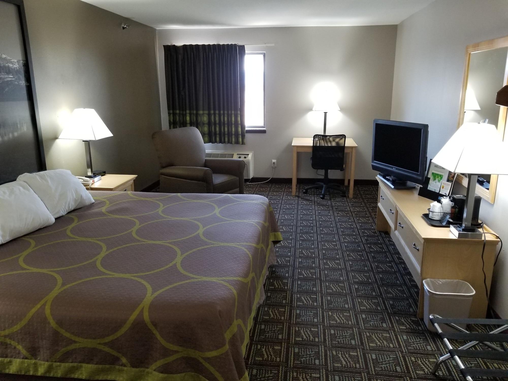 Hotel Super 8 By Wyndham Collins