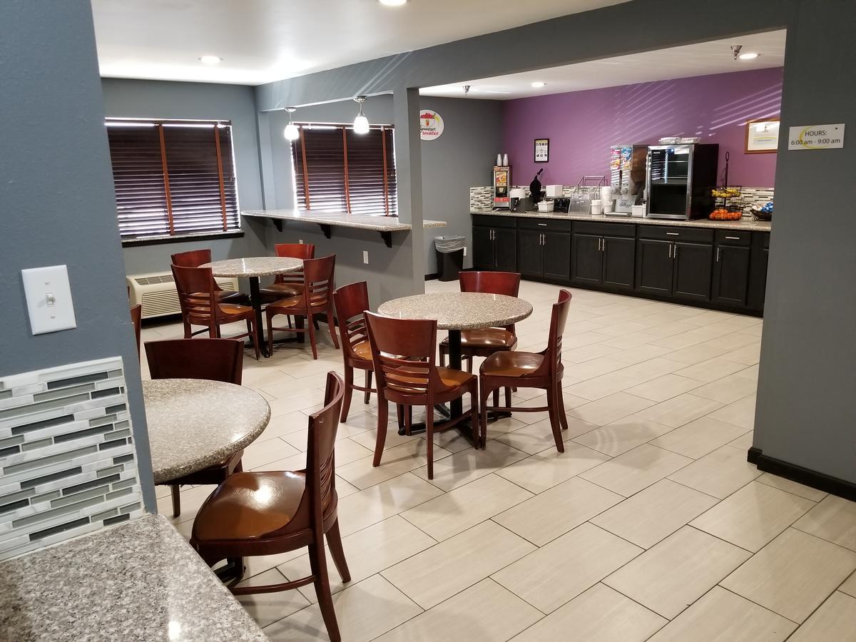 Hotel Super 8 By Wyndham Collins Fort Collins